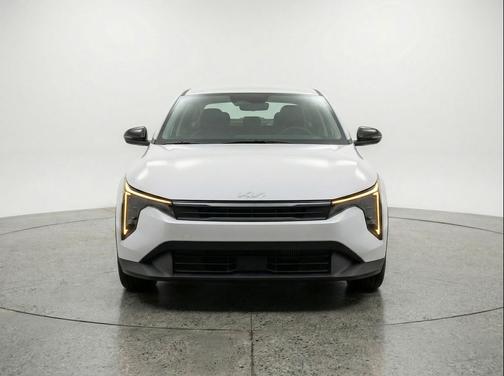 Snow White Pearl 2025 Kia K4 LXS