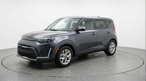 Gravity Gray 2025 Kia Soul LX