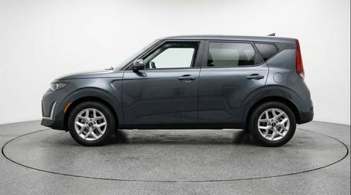 Gravity Gray 2025 Kia Soul LX