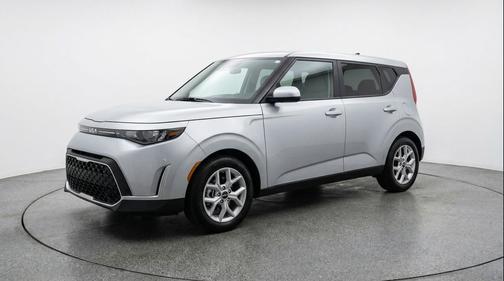 Steel Gray 2025 Kia Soul LX