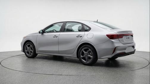 Steel Gray 2025 Kia K4 LXS