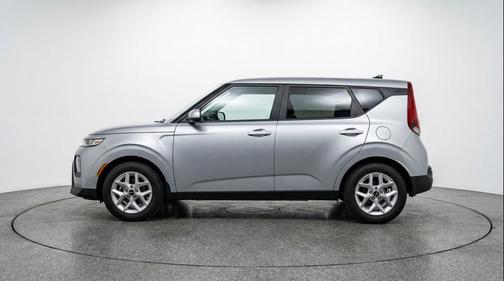 Steel Gray 2025 Kia Soul LX
