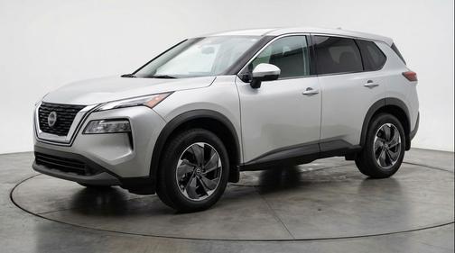 Brilliant Silver Metallic 2025 Nissan Rogue SV