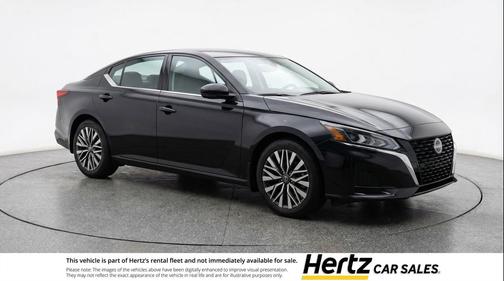Super Black 2025 Nissan Altima SV FWD