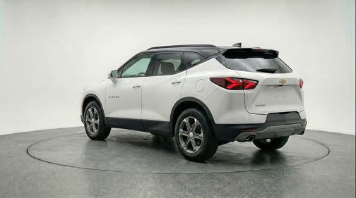 Summit White 2025 Chevrolet Blazer 1LT