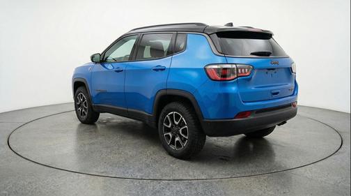 2025 Jeep Compass Trailhawk