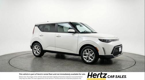 Snow White Pearl 2025 Kia Soul LX