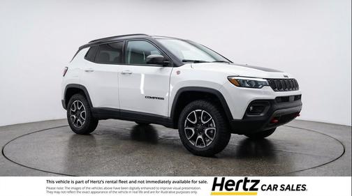 Bright White Clearcoat 2025 Jeep Compass Trailhawk