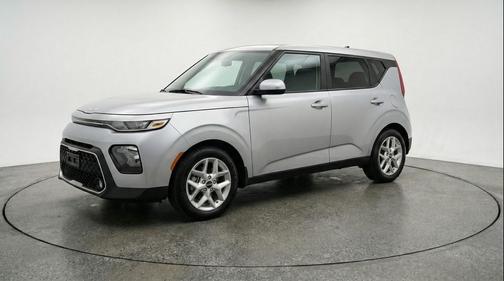 Steel Gray 2025 Kia Soul LX