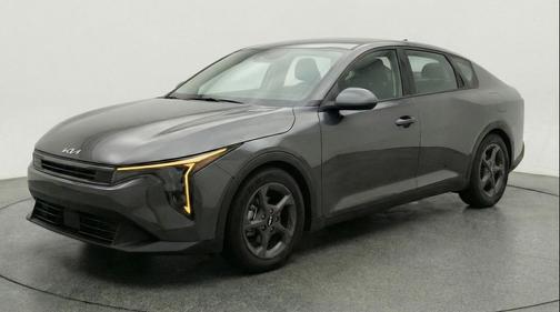 Interstellar Gray 2025 Kia K4 LXS