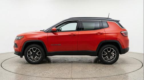 Red Hot Pearlcoat 2025 Jeep Compass Trailhawk