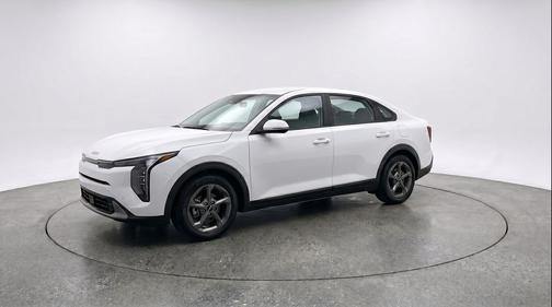 Snow White Pearl 2025 Kia K4 LXS