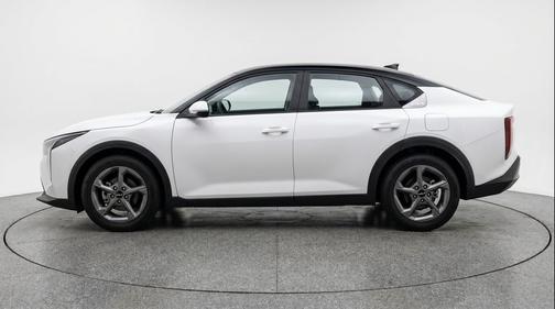 Snow White Pearl 2025 Kia K4 LXS