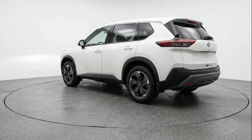 Brilliant Silver Metallic 2025 Nissan Rogue SV