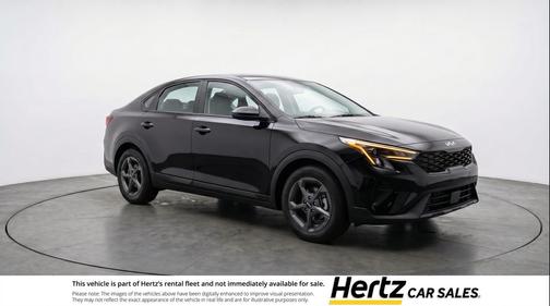 Aurora Black Pearl 2025 Kia K4 LXS