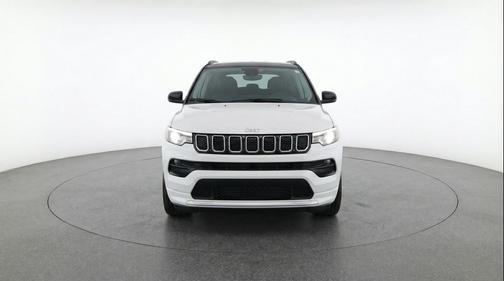 Bright White Clearcoat 2025 Jeep Compass Limited