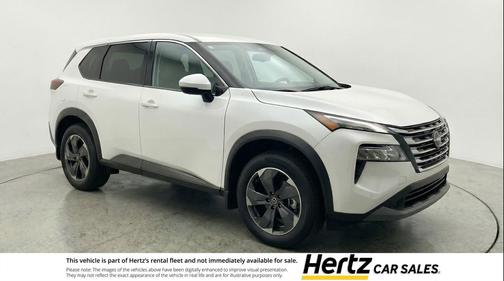 Everest White Pearl Tricoat 2025 Nissan Rogue SV