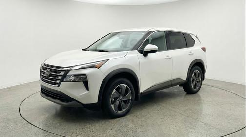 Everest White Pearl Tricoat 2025 Nissan Rogue SV