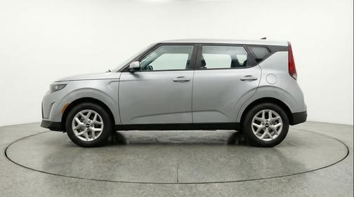 Steel Gray 2025 Kia Soul LX