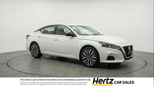 Glacier White 2025 Nissan Altima SV FWD