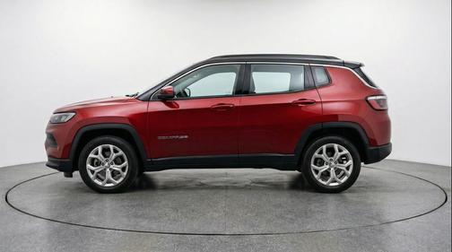 Red Hot Pearlcoat 2025 Jeep Compass Latitude