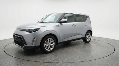 Steel Gray 2025 Kia Soul LX