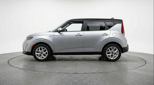 Steel Gray 2025 Kia Soul LX