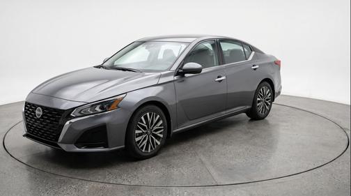 Gun Metallic 2025 Nissan Altima SV FWD