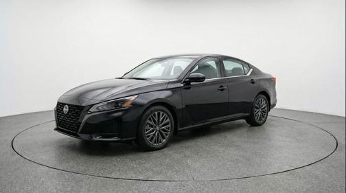 Super Black 2025 Nissan Altima SV FWD