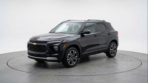 Mosaic Black Metallic 2025 Chevrolet Trailblazer LT