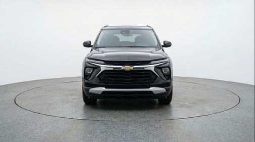 Mosaic Black Metallic 2025 Chevrolet Trailblazer LT