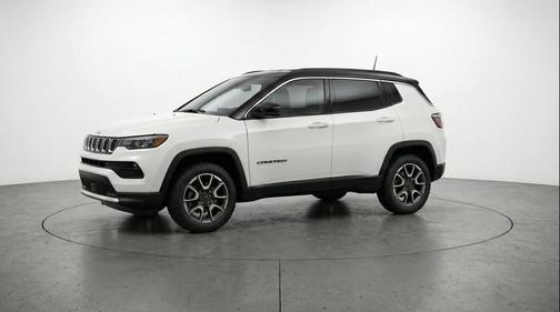 Bright White Clearcoat 2025 Jeep Compass Trailhawk