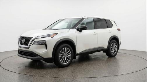Glacier White 2023 Nissan Rogue S