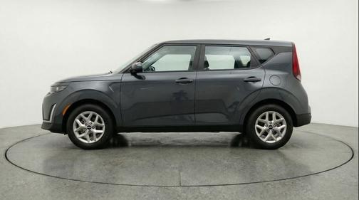 Gravity Gray 2025 Kia Soul LX