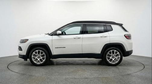 Bright White Clearcoat 2025 Jeep Compass Limited