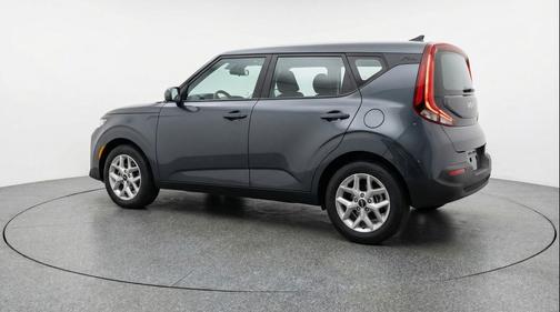 Gravity Gray 2025 Kia Soul LX