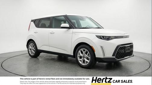 Snow White Pearl 2025 Kia Soul LX