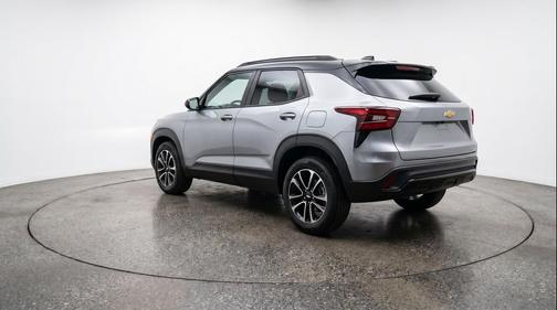 Sterling Gray Metallic 2025 Chevrolet Trailblazer LT