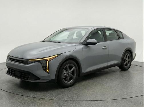 Morning Haze 2025 Kia K4 LXS