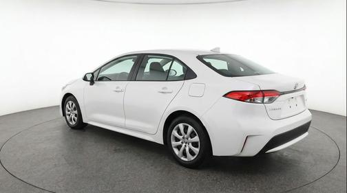 Ice Cap 2025 Toyota Corolla LE
