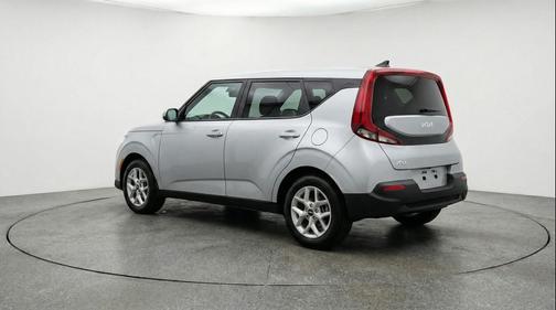 Steel Gray 2025 Kia Soul LX