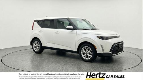 Snow White Pearl 2025 Kia Soul LX