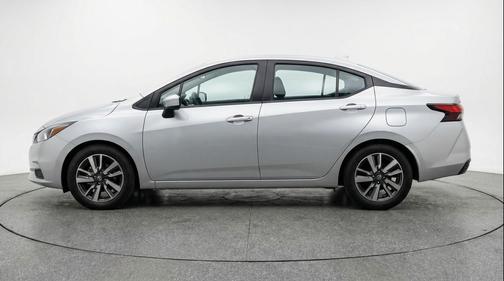 Brilliant Silver Metallic 2025 Nissan Versa 1.6 SV