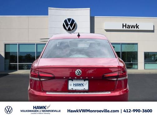 Aurora Red Metallic 2022 Volkswagen Passat 2.0T Limited Edition