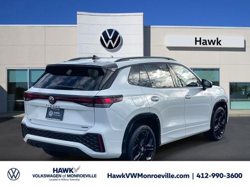 2025 Volkswagen Tiguan 2.0T SE R-Line Black