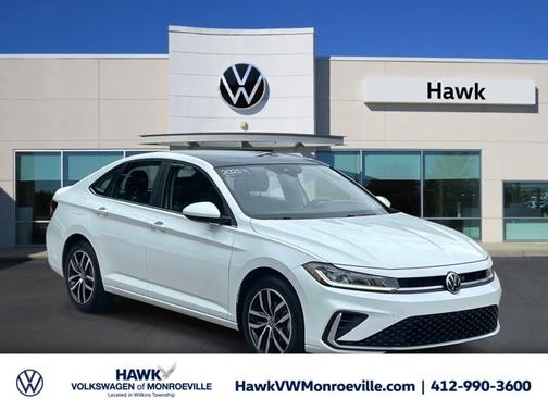Opal White Pearl Effect 2025 Volkswagen Jetta 1.5T SE