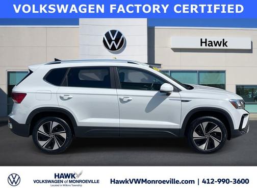 Pure White 2023 Volkswagen Taos 1.5T SE