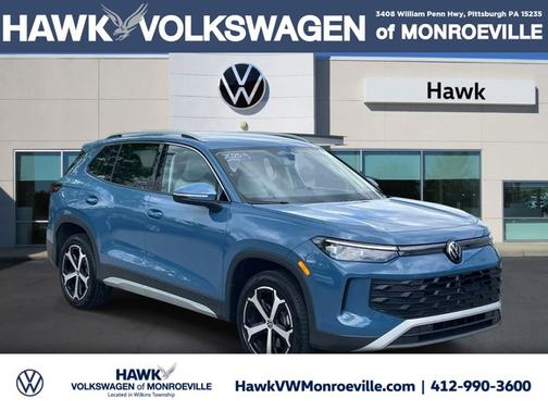 Monterey Blue Pearl 2025 Volkswagen Tiguan 2.0T SE
