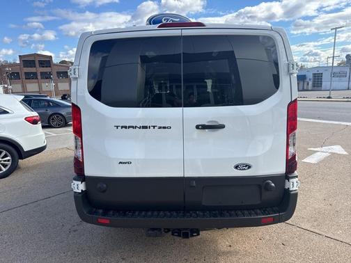 2026 Ford Transit-250 Base