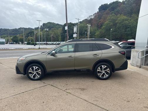 2021 Subaru Outback Touring XT